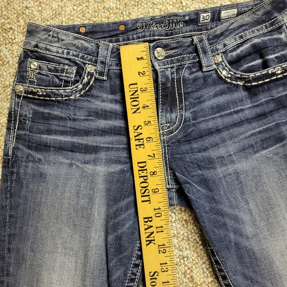 Miss Me Cuffed Capris Jeans Denim Bling Size 30 - Picture 3 of 15